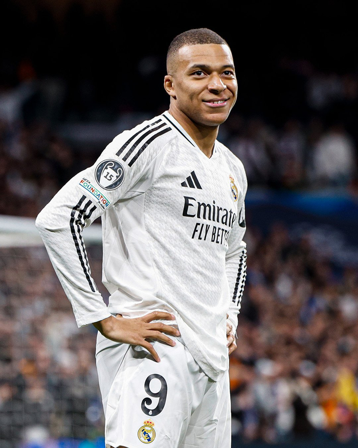 马洛塔谈出售阿什拉夫：决定很艰难，但为了俱乐部不得不这样（马洛塔：卖走阿什拉夫很痛苦，但为俱乐部必须如此）