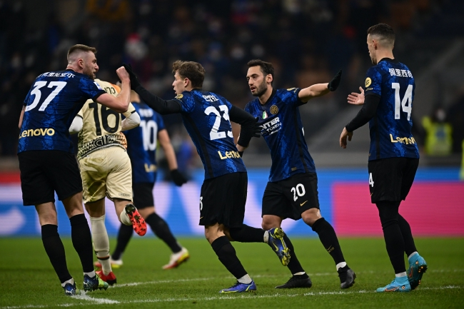 足协杯前瞻：国安迎最后的救命稻草 河南剑指冠军创历史（足协杯前瞻：国安背水一战谋自救，河南冲冠力争改写队史）