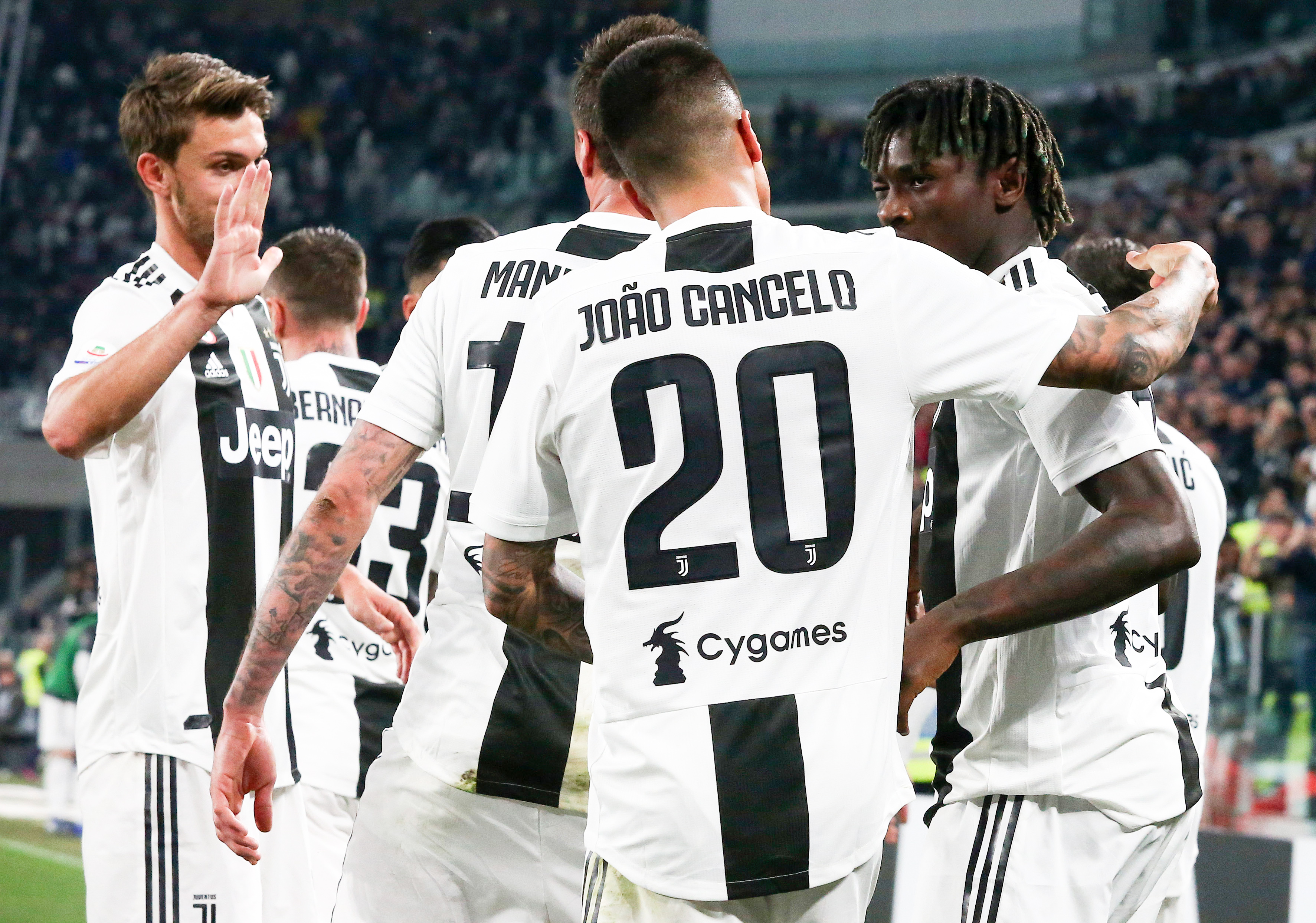 新鹏城vs成都：三外援PK四外援，韦世豪、杨明洋出战（新鹏城迎战成都：三外援对决四外援，韦世豪、杨明洋登场）