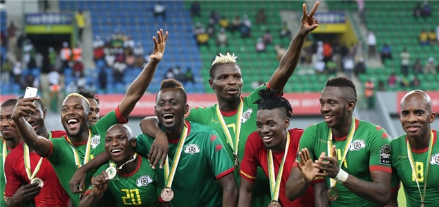 早报：速效救心丸销量突然大增，有什么头绪吗？（早报：速效救心丸销量激增，究竟为何？）